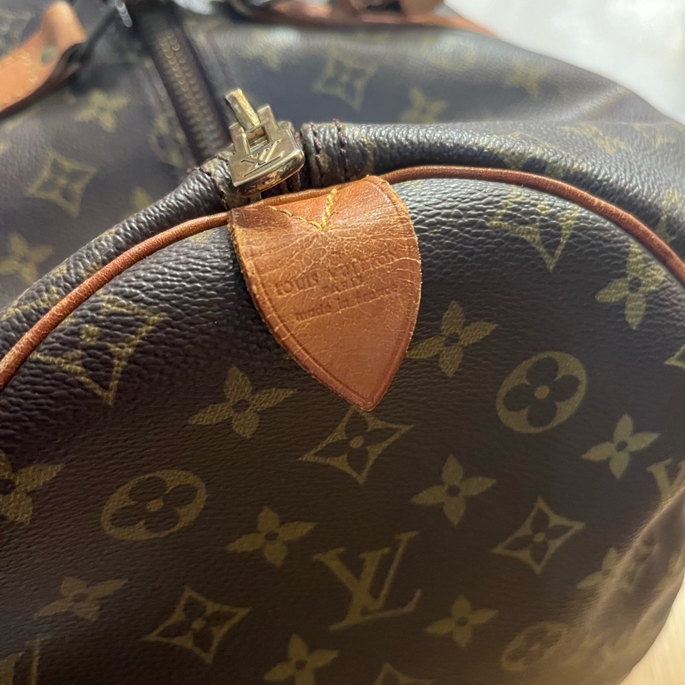 SOLD Louis Vuitton Monogram Keepall 55 With Strap, Name Tag and Poignee - Picture 10 of 17